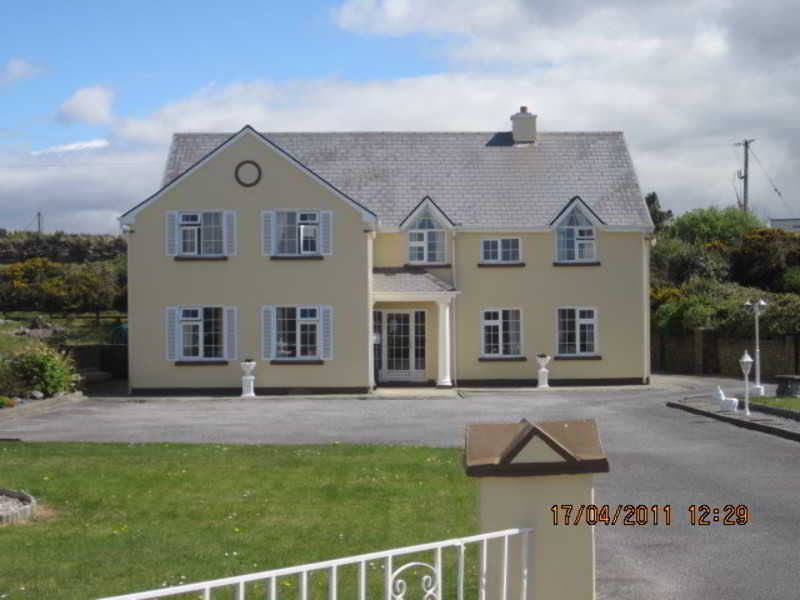 Kielty'S Of Kerry Bed And Breakfast วอเตอร์วิลล์ ภายนอก รูปภาพ